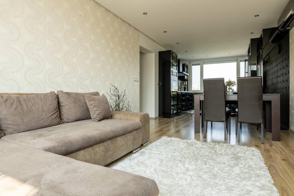 Martonfalvi Penthouse W Jacuzzi Debrecen Ngoại thất bức ảnh